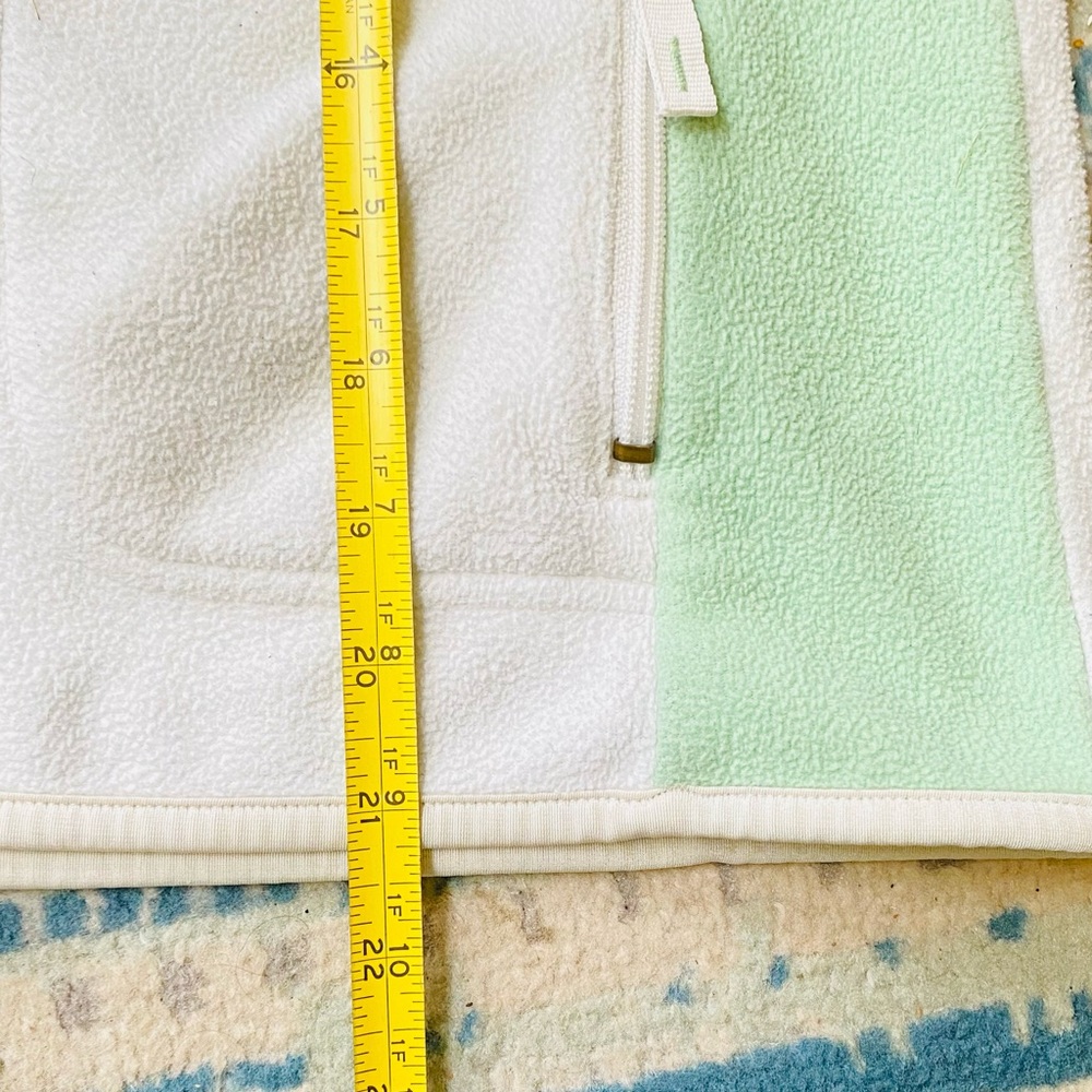 AE - full zip sweater - Picture 10 of 15